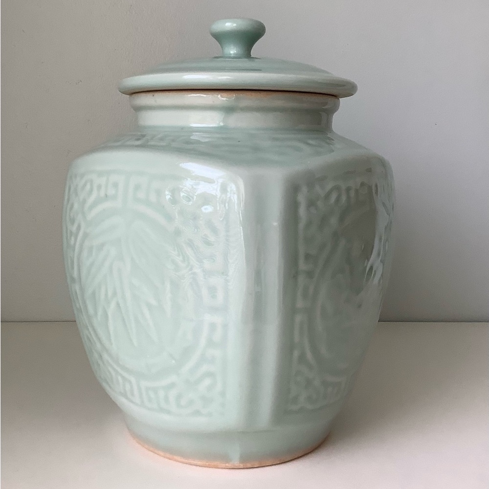 EUC vintage 4 seasons celadon green ginger jar